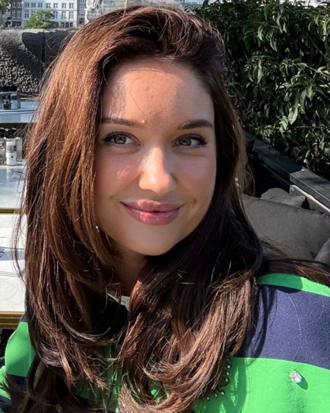 Valerie Peterson